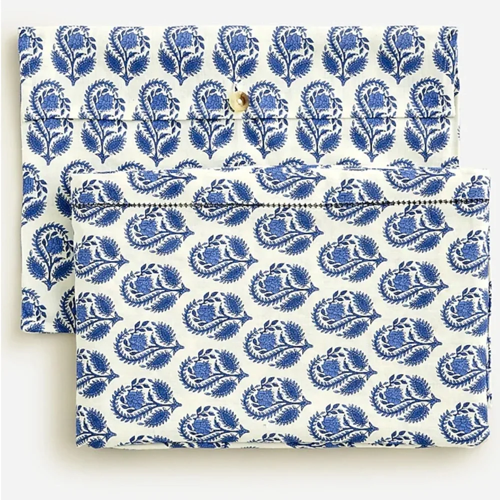 NWT J. Crew Limited Edition Linen Tablecloth - Picture 3 of 6